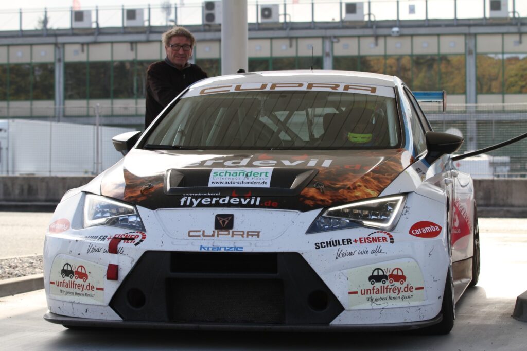 191022 Vize Titel für Pfister Racing nach anspruchsvollem 9H Endurance Rennen am Autodrom Brn3